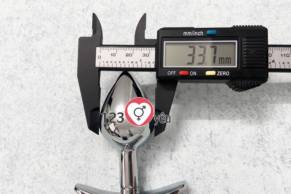 Dụng cụ kích thích hậu môn inox có tay cầm 4