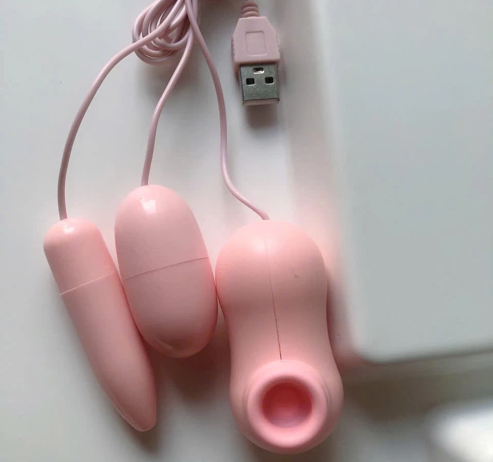 Trứng rung Vibrator Magic Box có lưỡi liếm