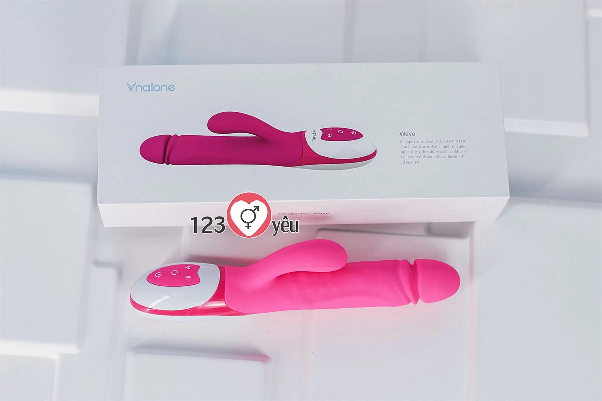 Dương vật giả đa năng Nalone Wave rung, xoay, thụt làm ấm sử dụng pin sạc