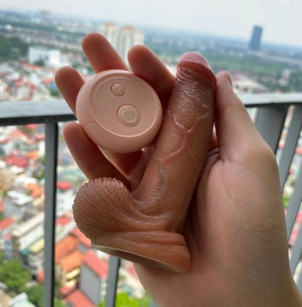 Dương vật giả cỡ nhỏ điều khiển từ xa rung nhiều chế độ