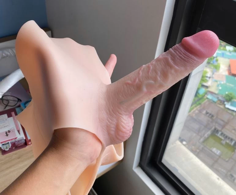 Quần dương vật giả size nhỏ đặc ruột mềm mại